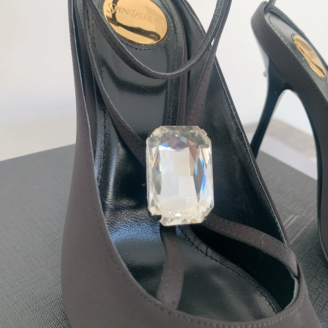 COCO-- Yv5s 8092669QNBL1091 sheepskin Heel height：10.5CM item:E-X187A1033